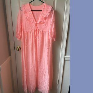 Vintage Coral Peignoir